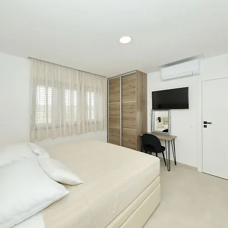 Semesterbostad Pecora Nera